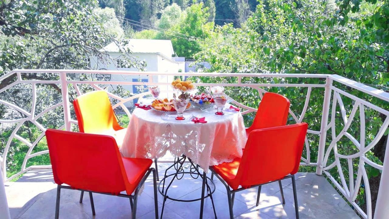Green Garden B&B Dilijan Luaran gambar